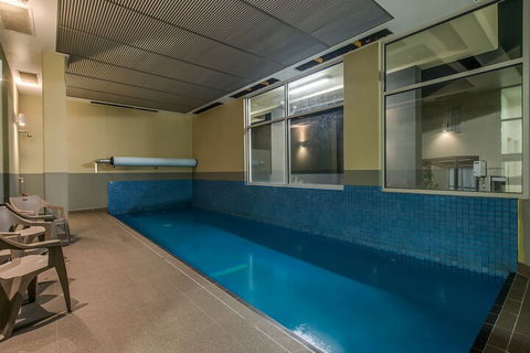 Bay View Villas - Accommodation Main Beach 2