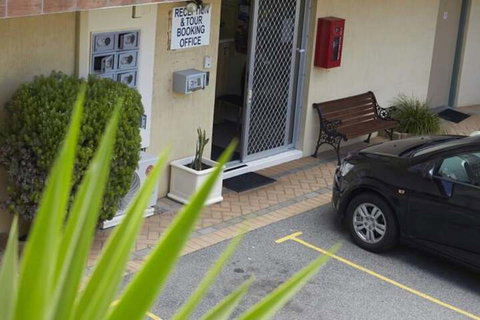 Ocean View Motel - Accommodation Main Beach 3