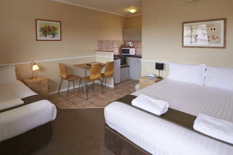 Ocean View Motel - Accommodation Main Beach 6