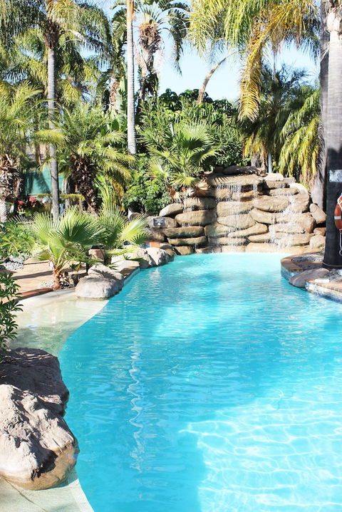 Swan Hill Resort - Accommodation Main Beach 4