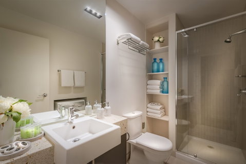 Milano Serviced Apartments - Accommodation Main Beach 3