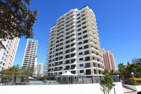 Ocean Royale - Accommodation Main Beach 1