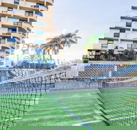 Central Hillcrest Apartment Hotel - Accommodation Main Beach
