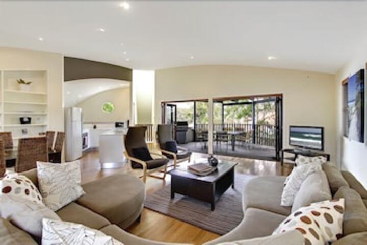 Suffolk Park NSW Accommodation Main Beach