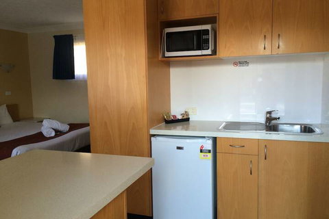 Park Beach Resort Motel - Accommodation Main Beach 4