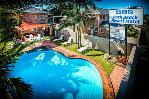 Park Beach Resort Motel - Accommodation Main Beach 1
