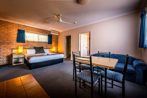 Park Beach Resort Motel - Accommodation Main Beach 5