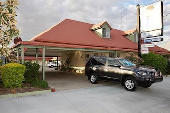 Pioneer Motel - Accommodation Main Beach 4