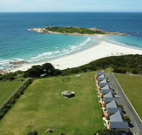 Diamond Island Resort  Bicheno Penguin Show - Accommodation Main Beach