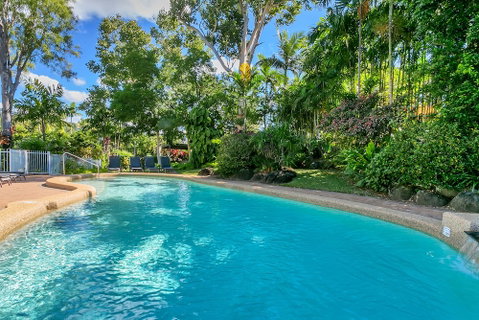 Roydon Beachfront Apartments - Accommodation Main Beach 6