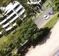 Roydon Beachfront Apartments - Accommodation Main Beach