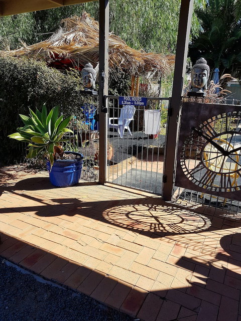 Bidgee Motor Inn - Accommodation Main Beach 3