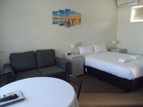 Guichen Bay Motel - Accommodation Main Beach 4