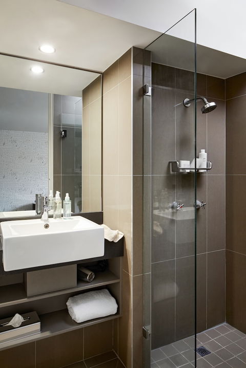 Punthill Spring Hill - Accommodation Main Beach 6