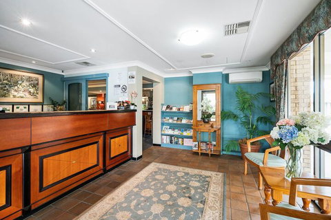 Garden City Motor Inn - Accommodation Main Beach 6
