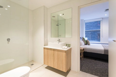 Quest On William - Accommodation Main Beach 3