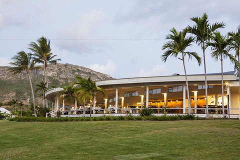 Lizard Island Resort All Inclusive - Accommodation Main Beach 2