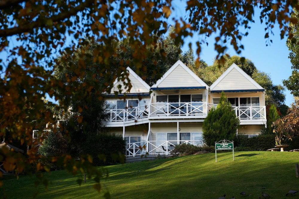Daylesford VIC Accommodation Main Beach