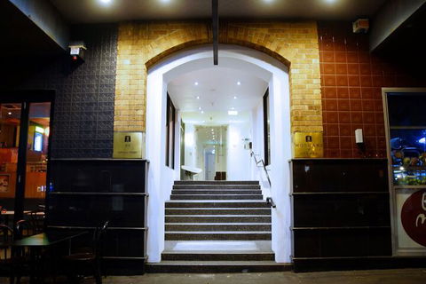 Morgans Boutique Hotel - Accommodation Main Beach 1