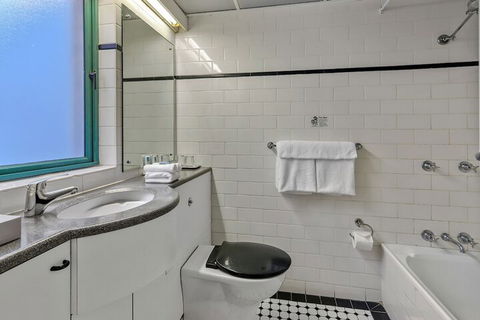 Morgans Boutique Hotel - Accommodation Main Beach 7