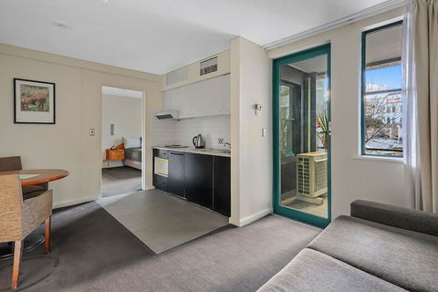 Morgans Boutique Hotel - Accommodation Main Beach 6
