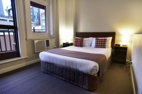 Mansions On Pulteney - Accommodation Main Beach 5