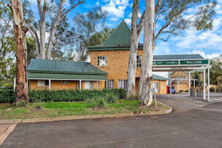 Jamisontown NSW Accommodation Main Beach