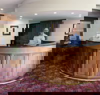 Ensenada Motor Inn and Suites - Accommodation Main Beach