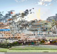 Novotel Cairns Oasis Resort