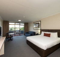Comfort Hotel Adelaide Meridien - Accommodation Main Beach