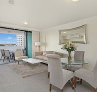 Republic Apartments - Accommodation Main Beach