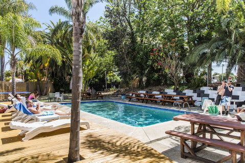 Billabong Backpackers Resort - Accommodation Main Beach 4