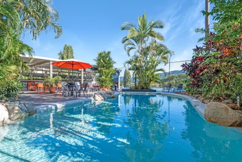 Amaroo At Trinity - Accommodation Main Beach 0