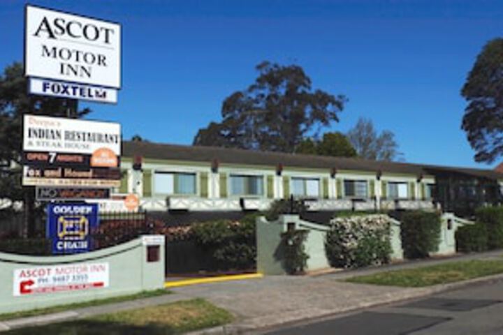 Wahroonga NSW Accommodation Main Beach