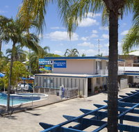 Raceways Motel - Accommodation Main Beach