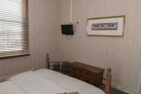 Ulmarra Hotel - Accommodation Main Beach 7