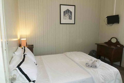 Ulmarra Hotel - Accommodation Main Beach 4