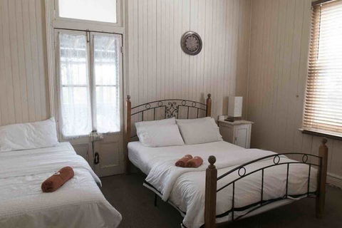 Ulmarra Hotel - Accommodation Main Beach 5