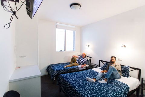 Hobart Central YHA - Accommodation Main Beach 4