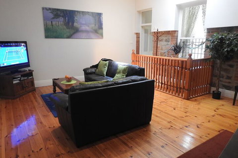 Barossa Best - Accommodation Main Beach 6