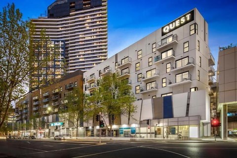 Quest Docklands - Accommodation Main Beach 0