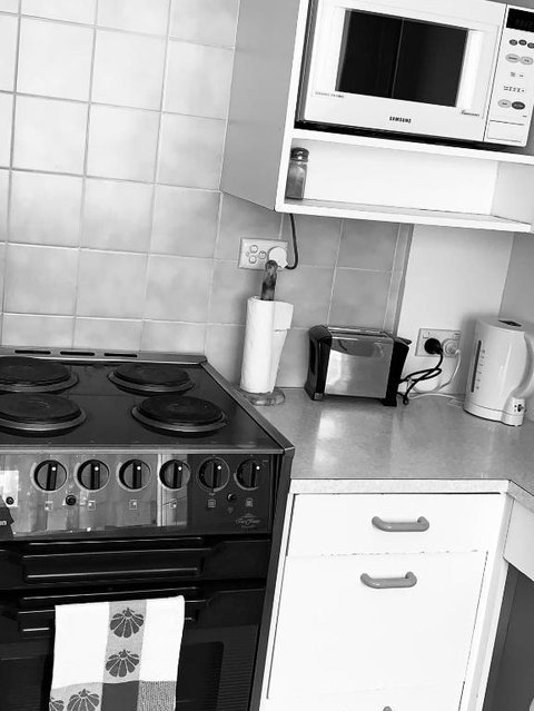 Lemontree Cottage - Accommodation Main Beach 5