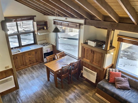 Merrigang Chalet Dinner Plain - Accommodation Main Beach 5