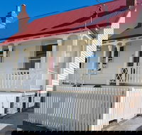 Brampton Cottage - Accommodation Main Beach