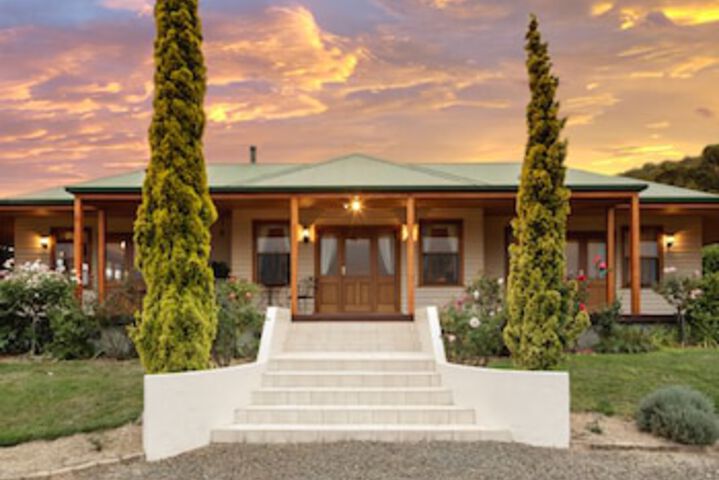 Wattle Grove TAS Accommodation Main Beach