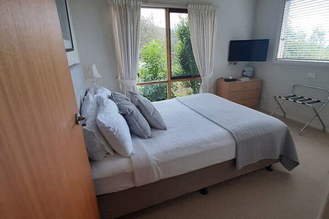 Jackson's Dromana - Accommodation Main Beach 3