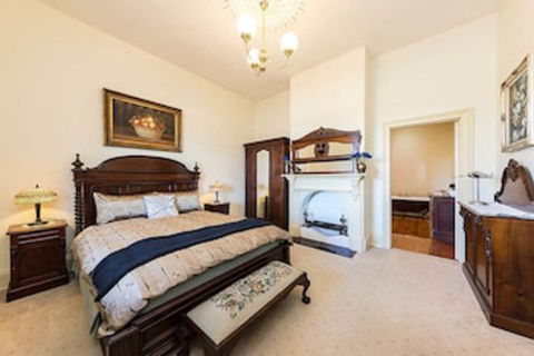 Bairnsdale Bed And Breakfast - Accommodation Main Beach 5
