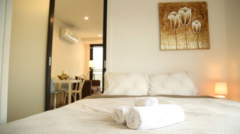 The ICON St. Kilda - Accommodation Main Beach 4