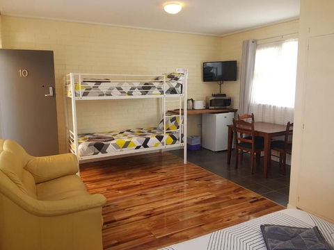 Whyalla Country Inn Motel - Accommodation Main Beach 5