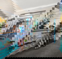 Ady's Place Backpackers - Accommodation Main Beach